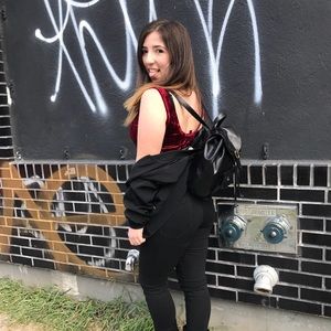 Meet your Posher, Lucy